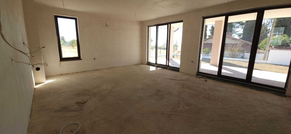 Продава се Къща в с. Дълбоки, Област Стара Загора - 148 кв.м за 1217 €/кв.м - Снимка #16