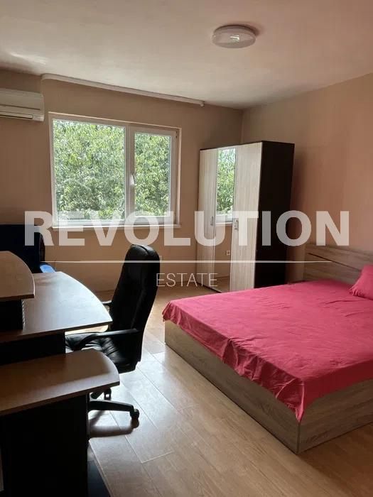 Дава се под наем Тристаен апартамент в Варна, Левски - 65 кв.м за 500 € - Снимка #1