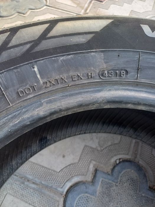 Продам шины б/у...