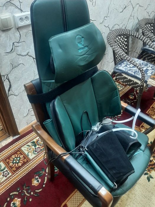 Массажний аппарат