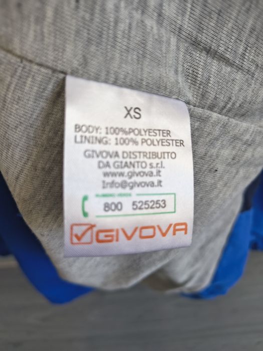 Geaca Givova Rain Basico marimea XS stare foarte bună