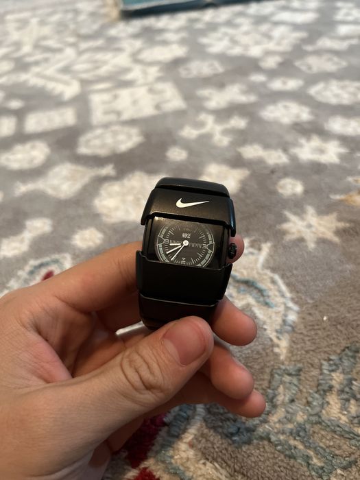 nike часы черный