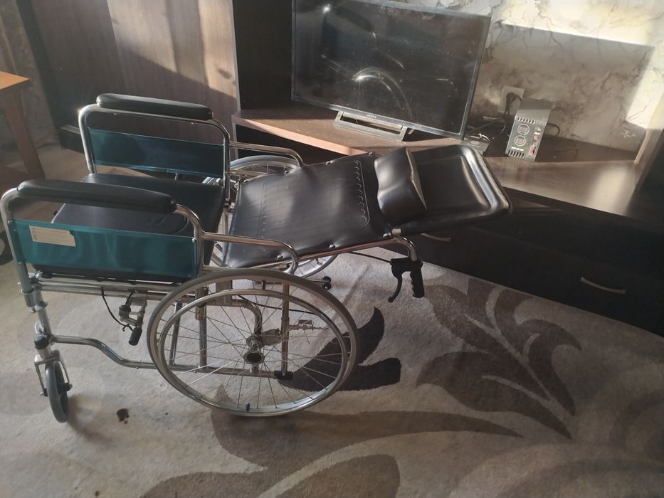 Продам инвалидная коляска