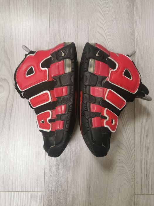 Adidasi Nike Uptempo mar.30