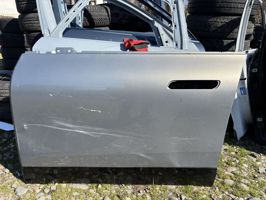 Врата БМВ ИХ/BMW Ix I20