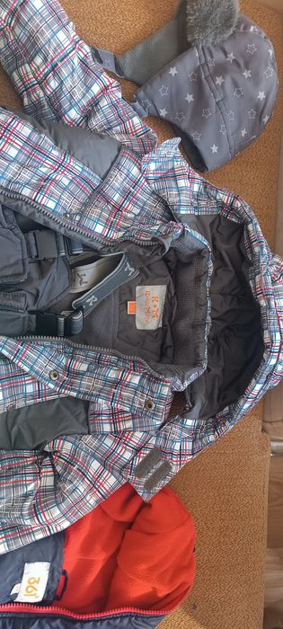 Продам осень -зима, на 1-2 года