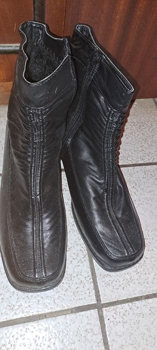 Зимни дамски боти