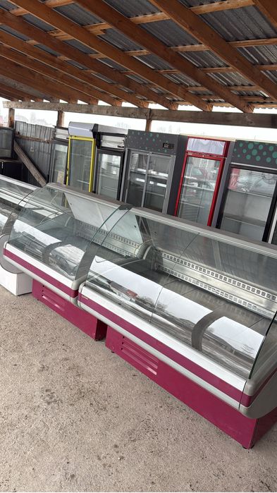 Витринный холодильник для мясо