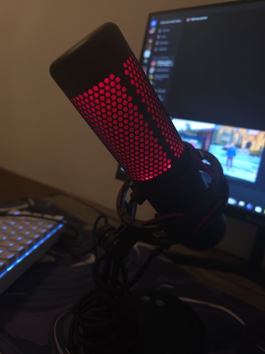 Микрофон  HyperX