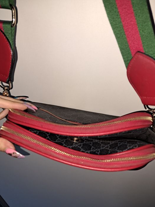 Страхотна чанта.