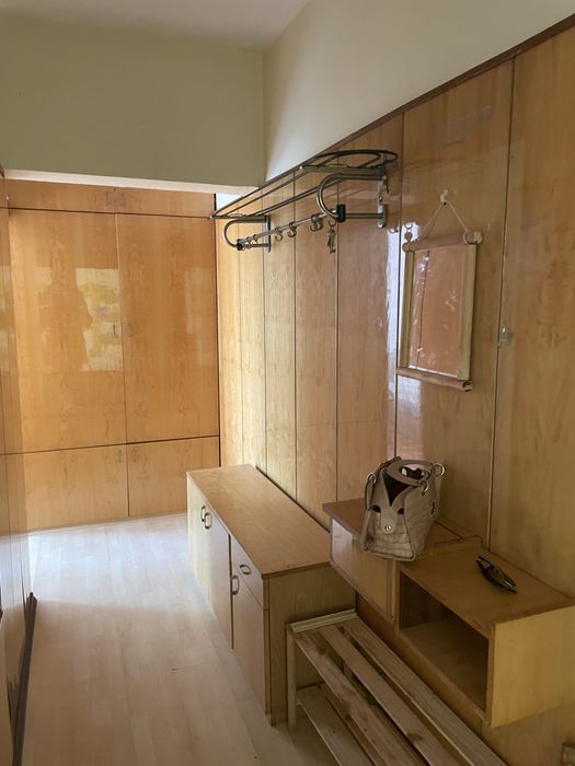 Дава се под наем Тристаен апартамент в Варна, Гръцка махала - 80 кв.м за 408 € - Снимка #3