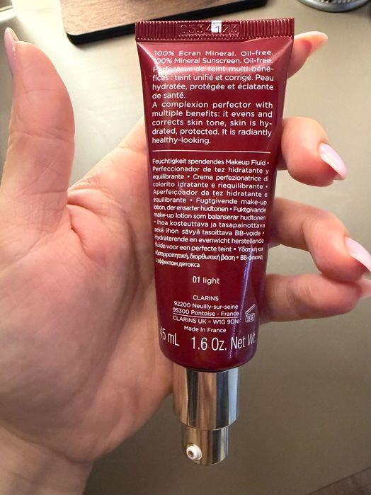 Clarins BB Skin Detox Fluid