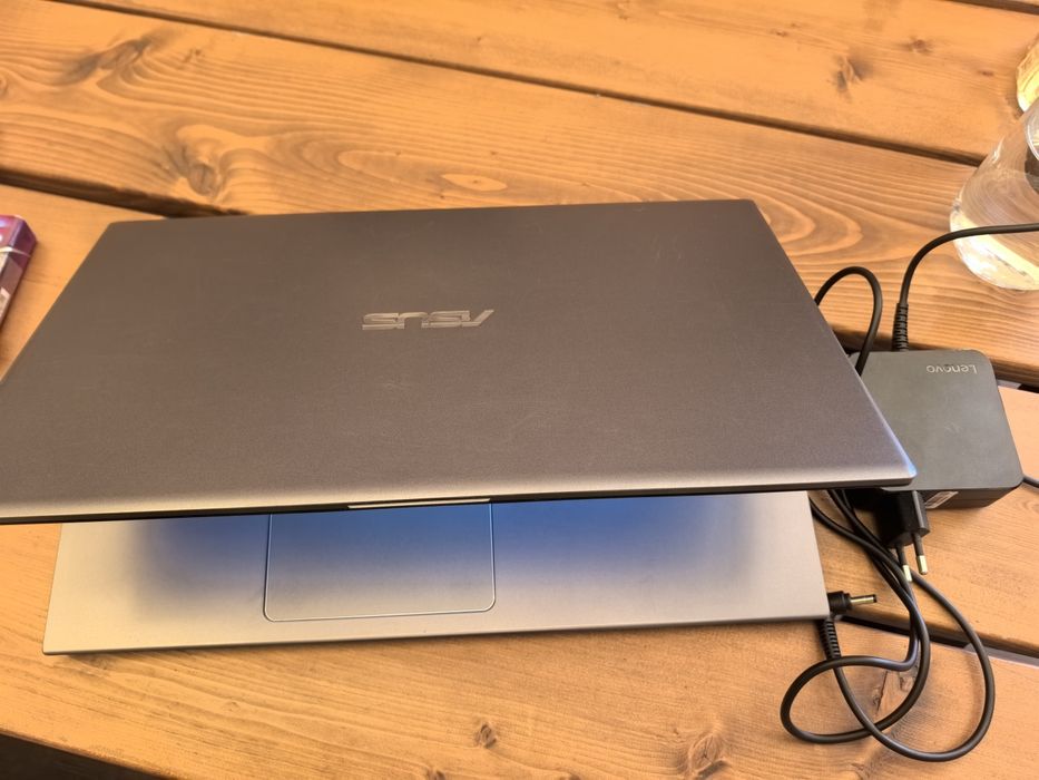 Asus vivo book 8gb
