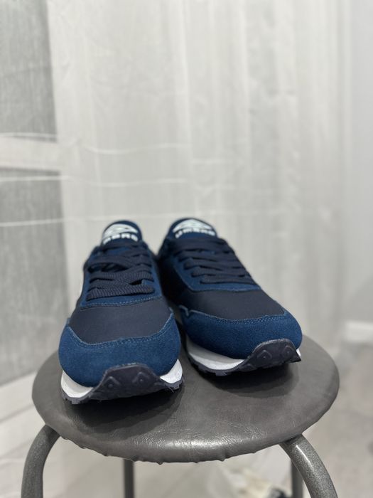 Кроссовки мужские