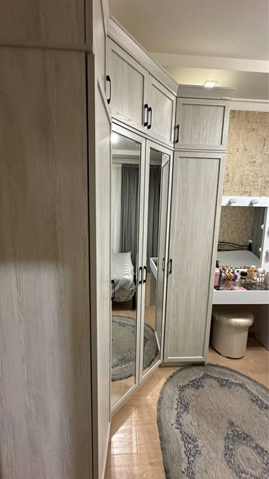 Срочно продается квартира 2/4/9 60 квадратных