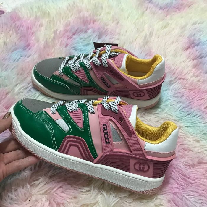 Gentuțe și adidasi