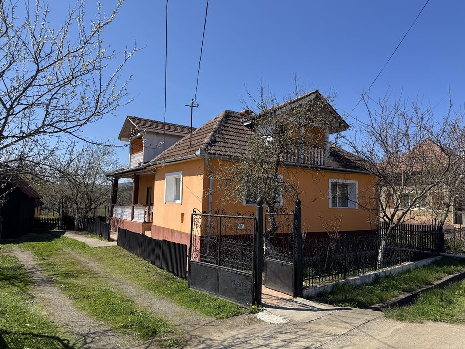 Casa de vanzare la 19 km de Zalau