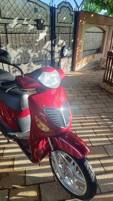 Vand scuter 150cc