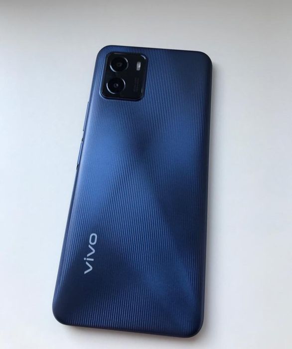 Новый телефон Vivo Y15s