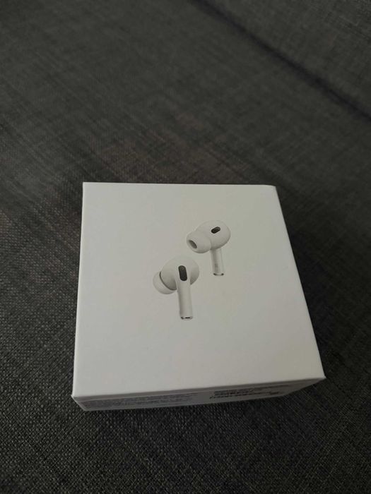 Airpods generatia a 2 a NOI