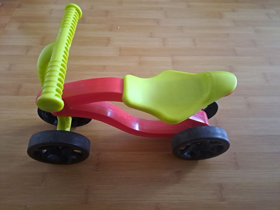 Bicicletă / trotinetă copii fără pedale