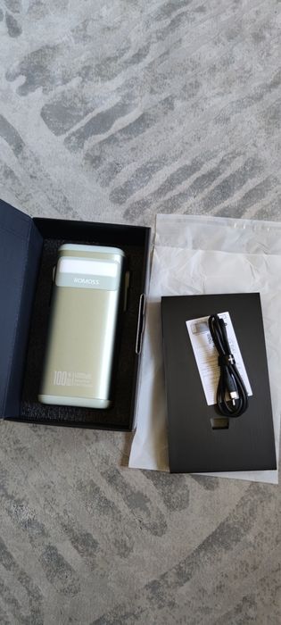 Power bank ROMOSS