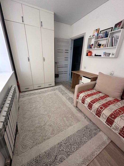 Продам 1 ком в 19 мкр