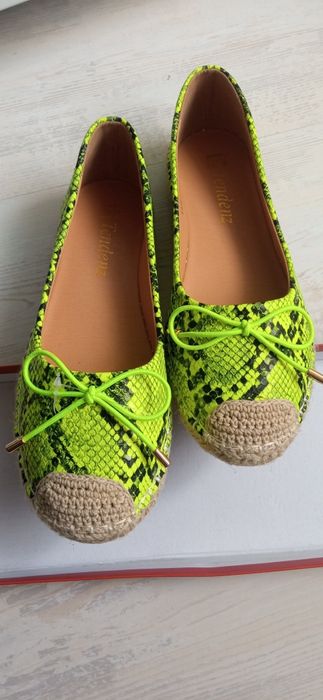 Дамски обувки тип балеринки