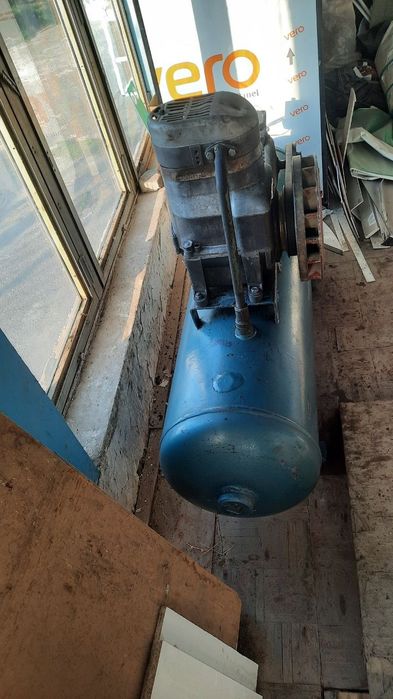 Компрессор 1000 л