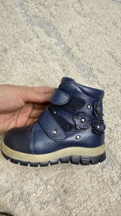 Детские ботинки на весну-осень