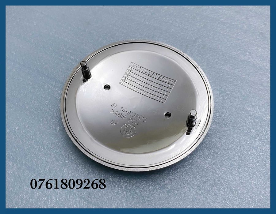 Emblema logo negru BMW pentru portbagaj 74mm