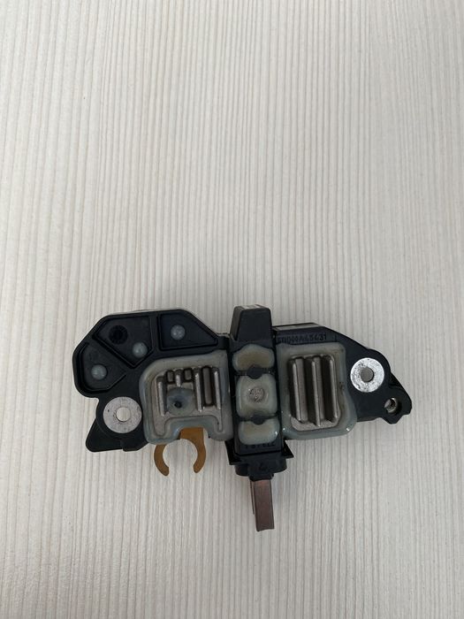 Реле-регулятор Bosch (BR28-N1)