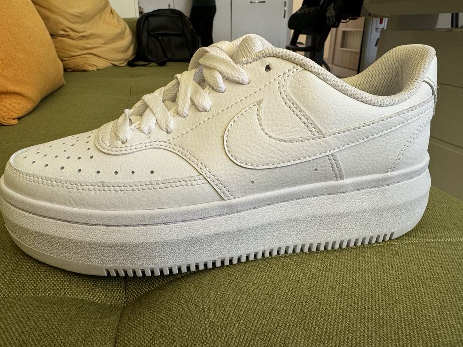 Дамски (женски) маратонки Nike