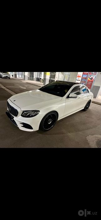 Mercedes-Benz W213 E200