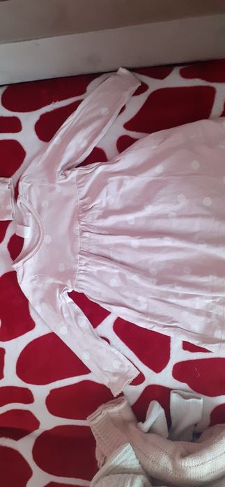 Vand lot de haine de fetita marimea 86-92