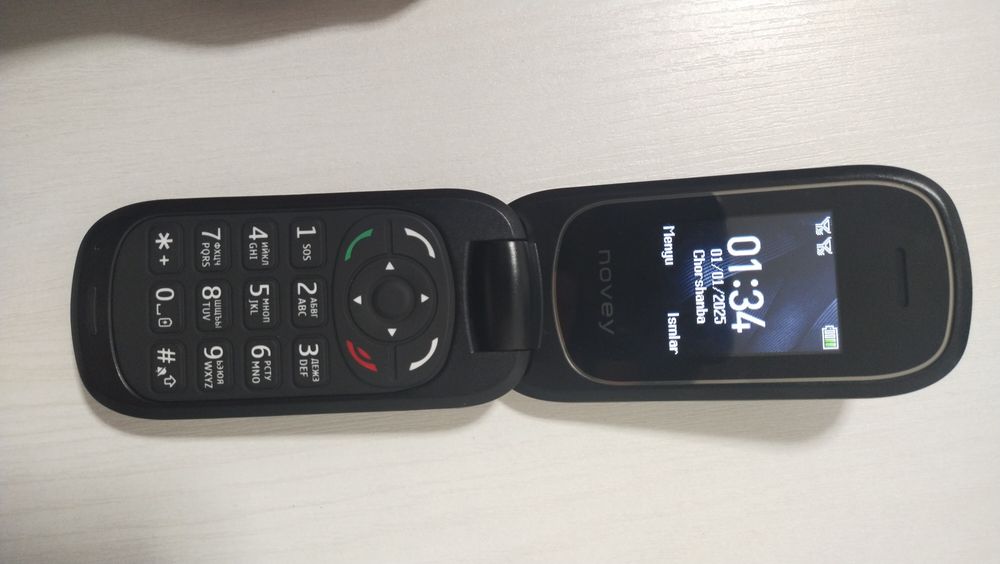 Novey Z350   Batareya:1050mAs.  2 sim kartali
