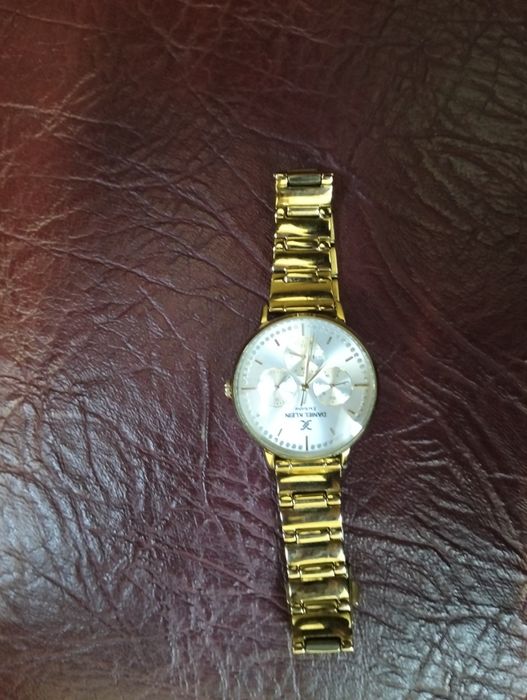 Часы оригинал 15к