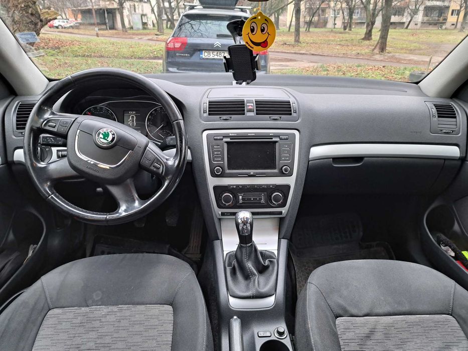 Шкода октавия 1.6TDI 105hp 2010.г