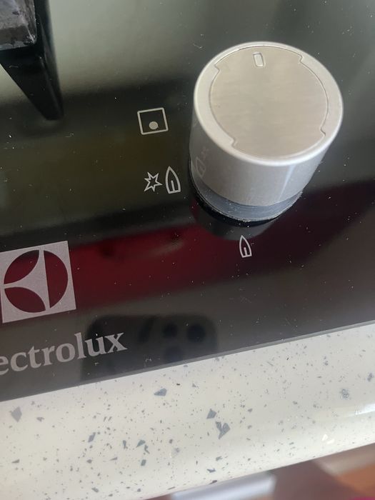 Плоча с газови котлони Electrolux