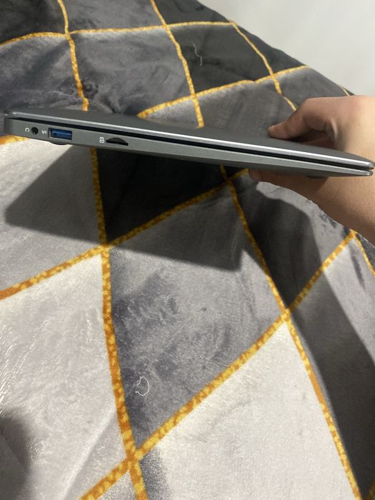 Laptop ezbook x3 negociabil