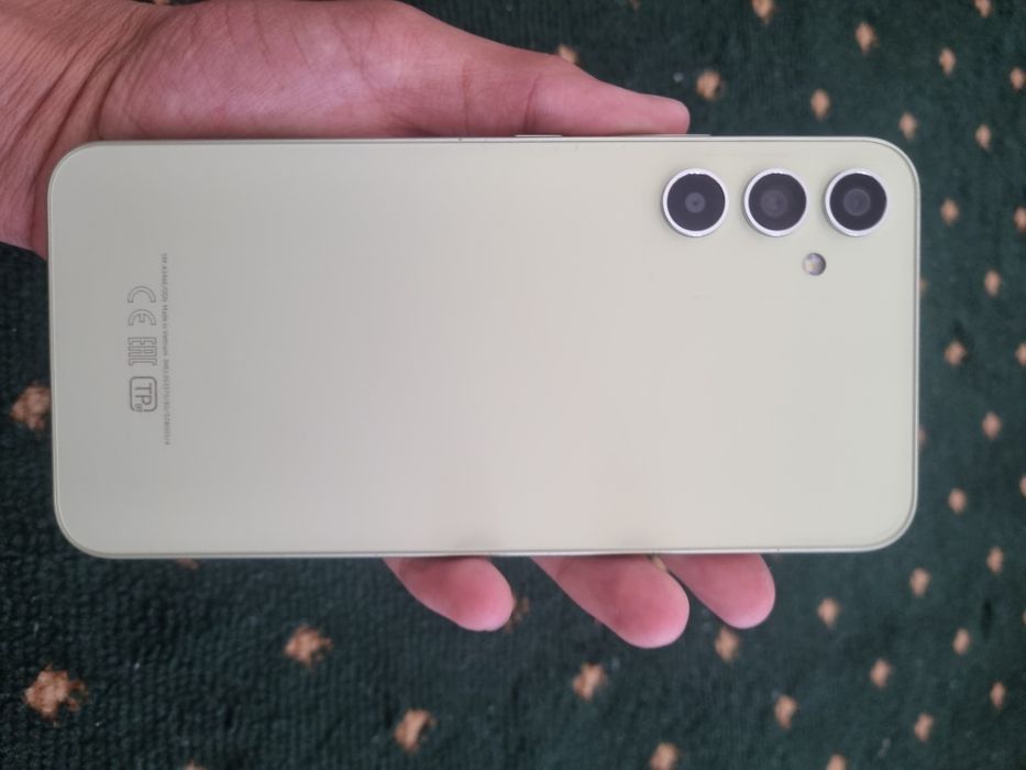 Самсунг А34.          .