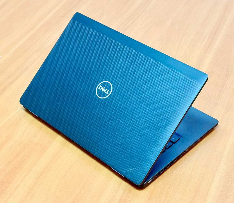 Core i5-1245U / 16GB RAM / 256 SSD / Dell Latitude 7330 / 13.3 FHD IPS/ Win 10 / 11 pro