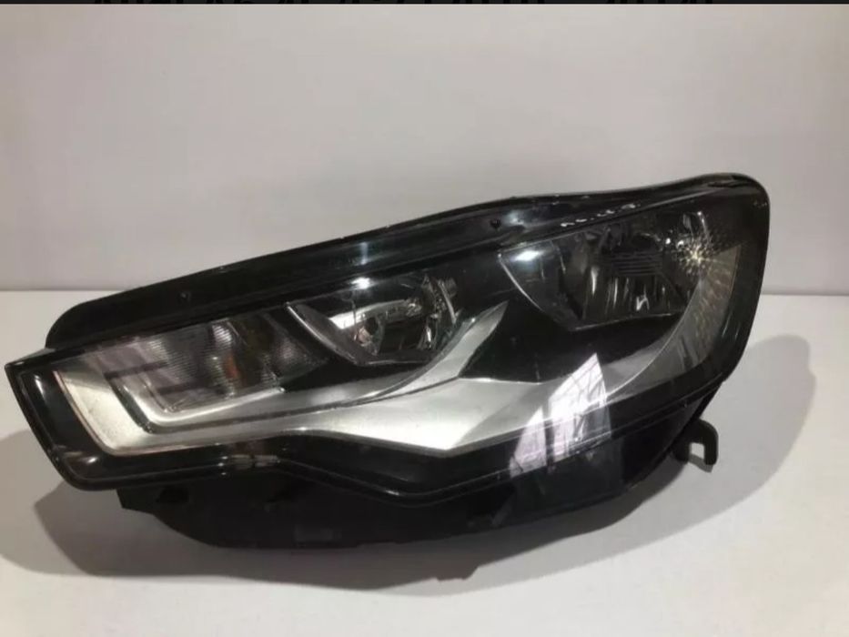 Vând faruri audi a6c7