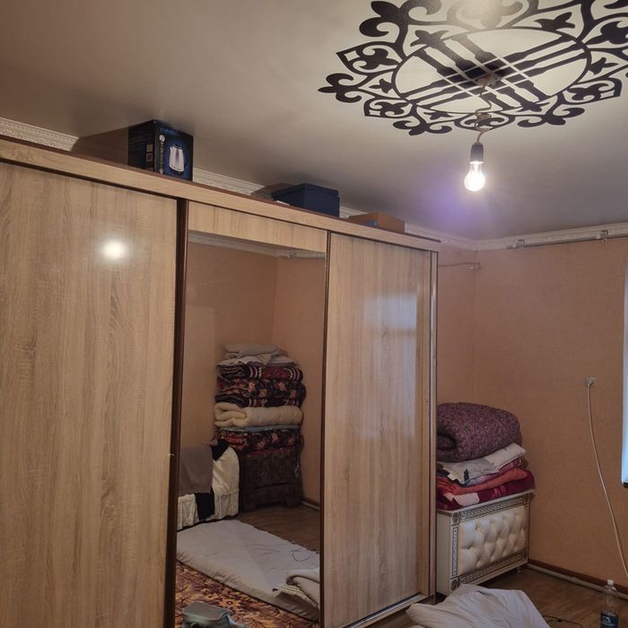 Үй сатылпды.. арзан бағада келісеміз
