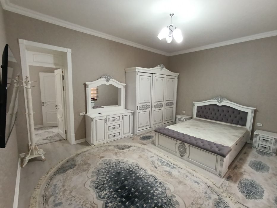 Срочно ховли сотилади