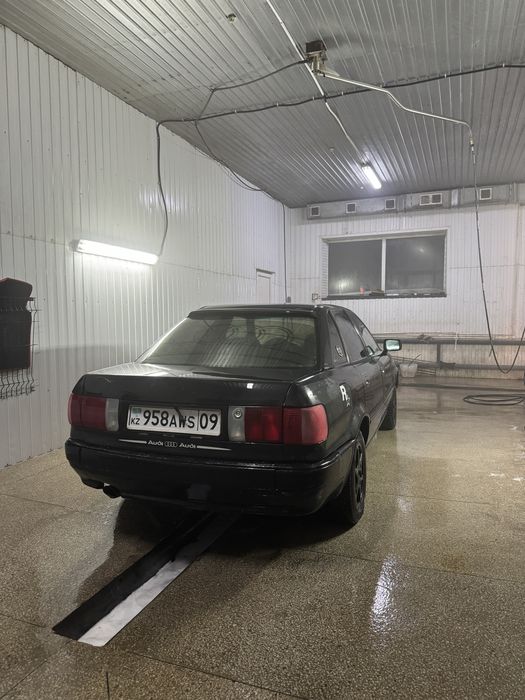 В пррдаже Ауди 80 Б4