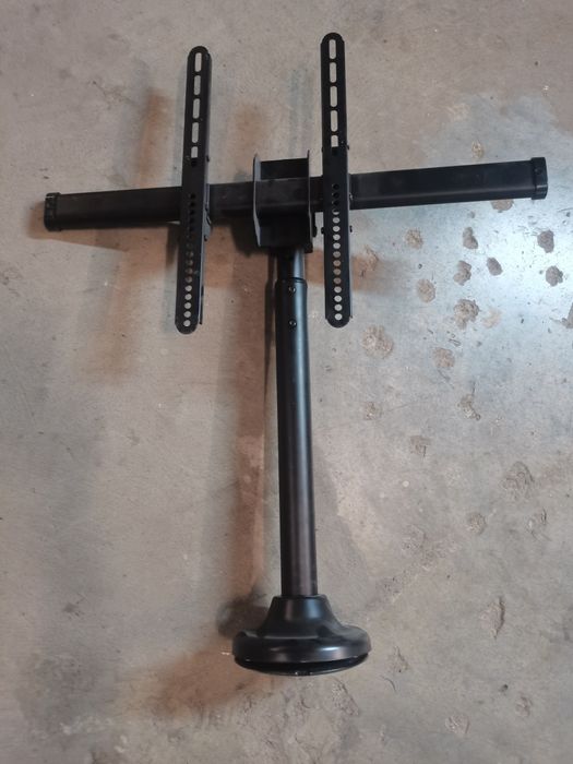 Vând suport de tavan