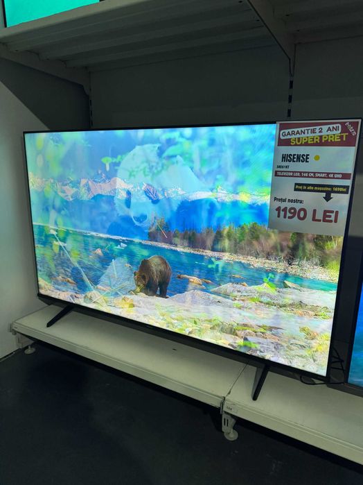 Televizor LED Hisense, 146cm, Smart, 4K, GARANTIE 2 ANI