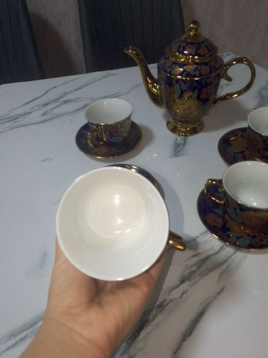 Чайный сервиз сотилади