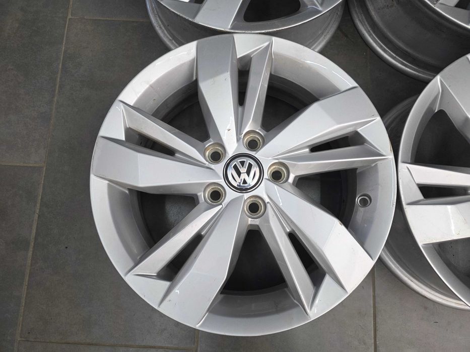 Джанти 15 - Volkswagen Polo -